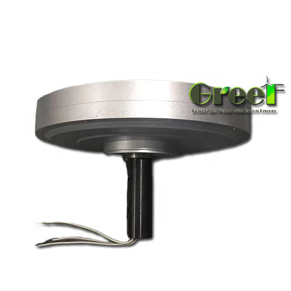Generatore alternatore a magneti permanenti con rotore interno ed esterno a bassa velocità e basso numero di giri da 5kw per turbina eolica e uso domestico