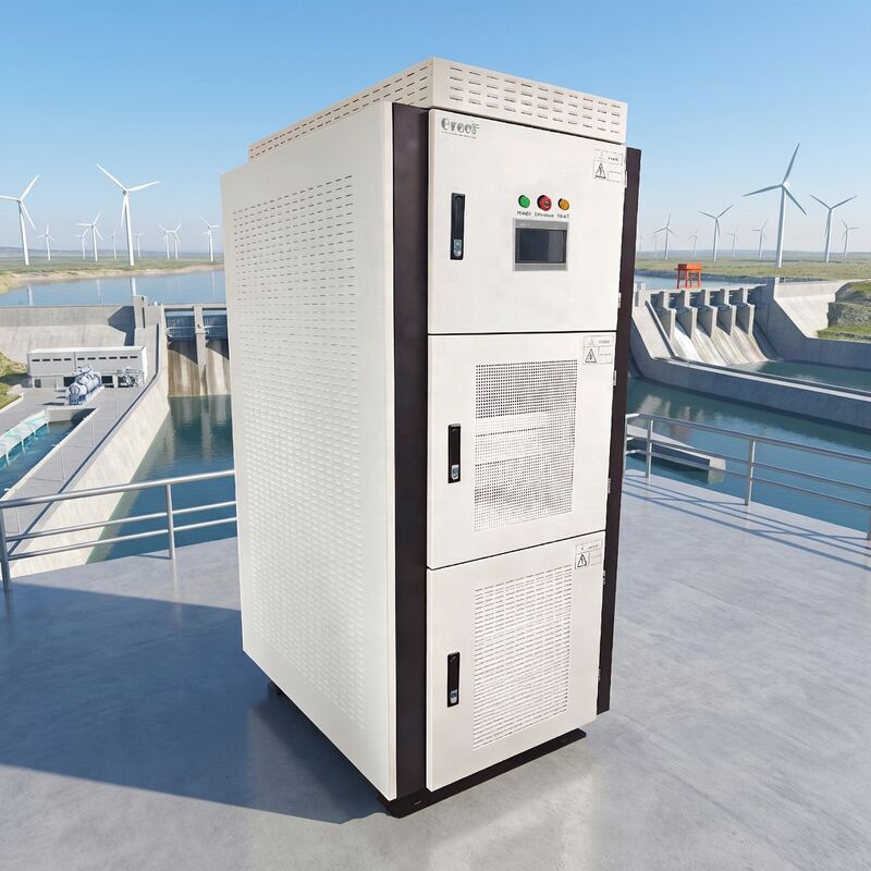 Convertitore ibrido da 700 kW dotato di raffreddamento intelligente e massima efficienza 95 progettato per la conversione di energia solare