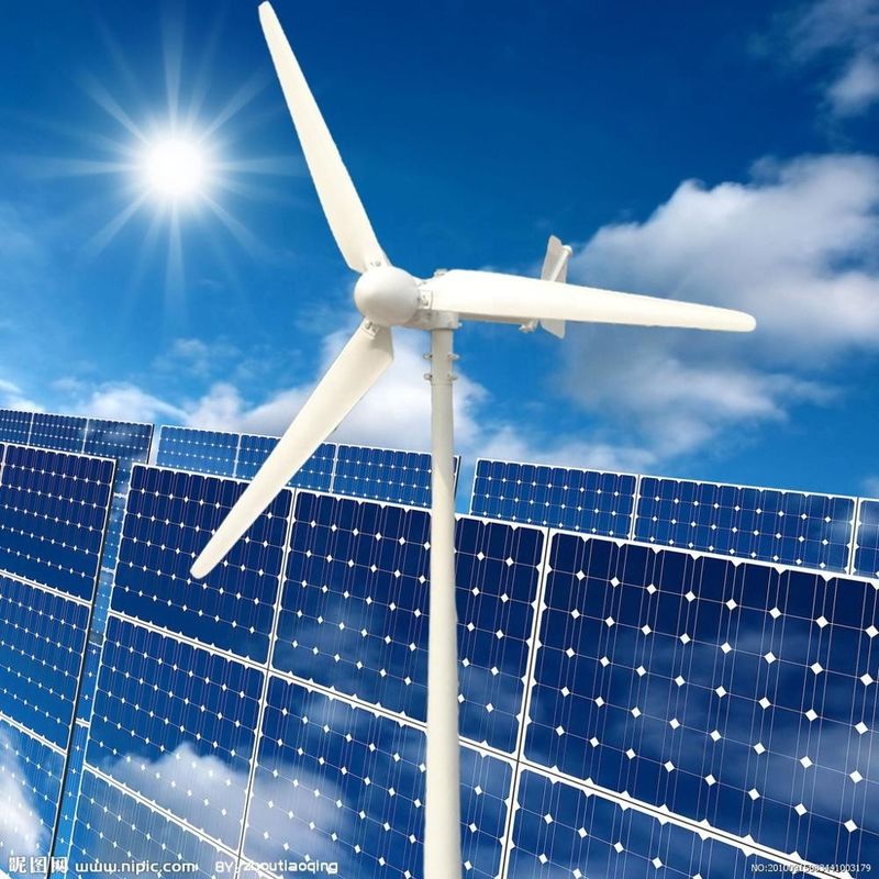 Tetto sistema ibrido solare 2KW del generatore eolico a turbina orizzontale di asse di 3 fasi